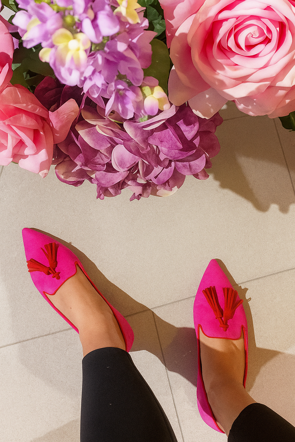 PINK POINTED LOAFER WITH TASSELS