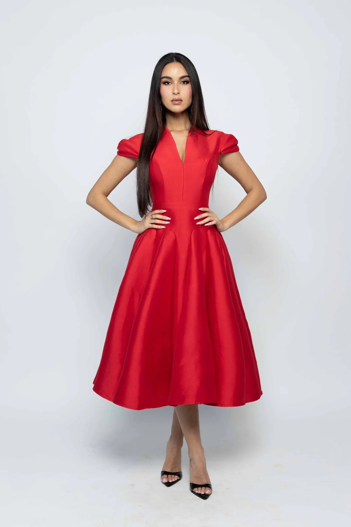 Bourgeoise – The Sculpted Elegance Dress