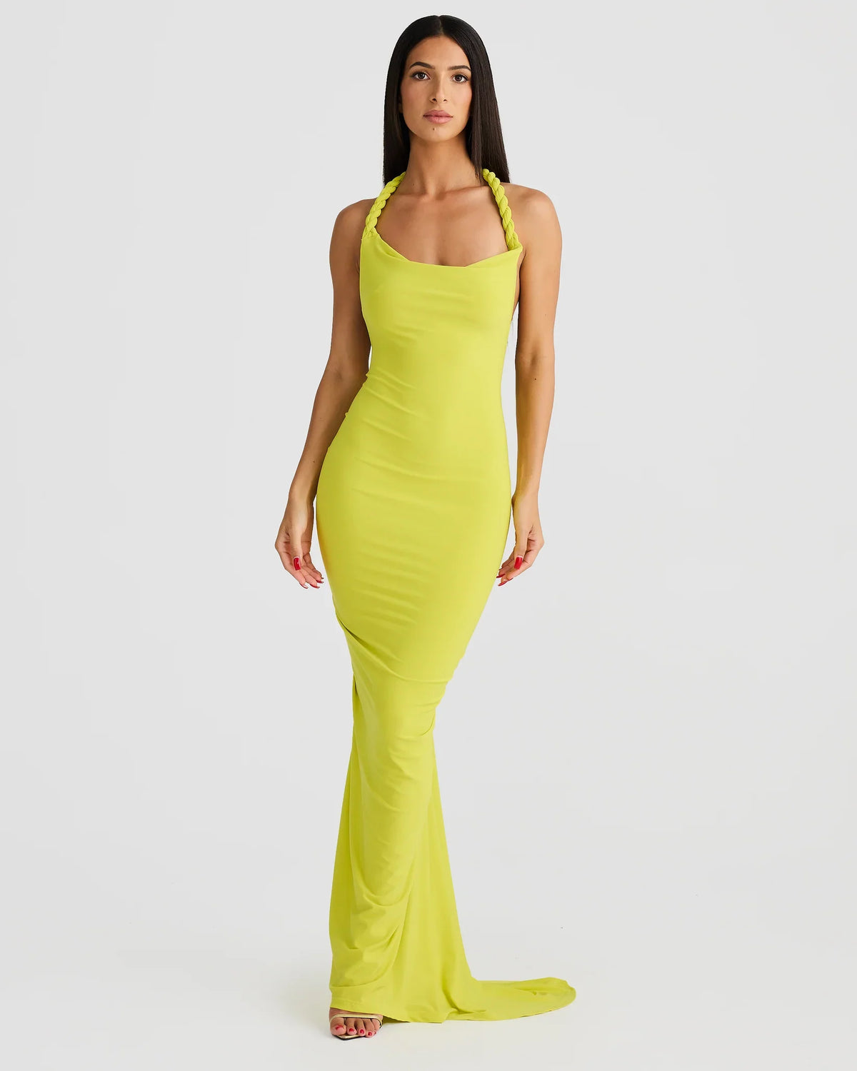 Alina – The Silhouette-Sculpting Evening Gown