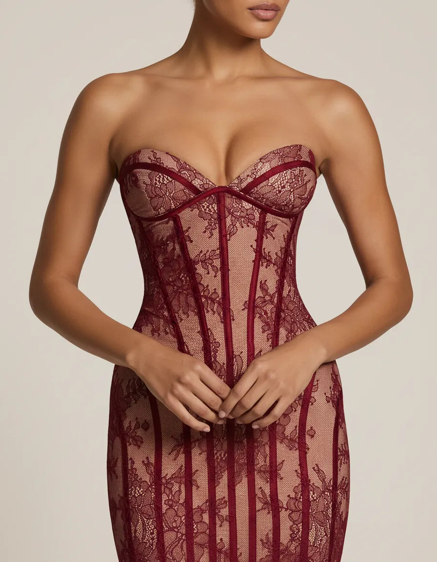 Ismeria - Sculpted Lace Gown