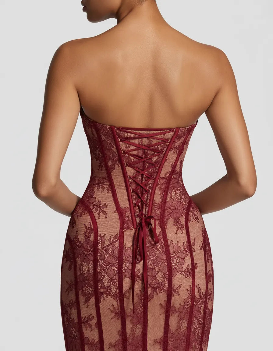 Ismeria - Sculpted Lace Gown