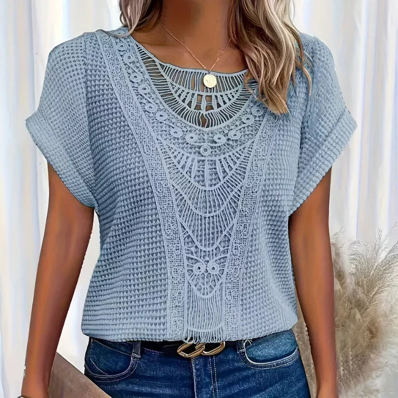 AURA -DELICATE TEXTURED BLOUSE