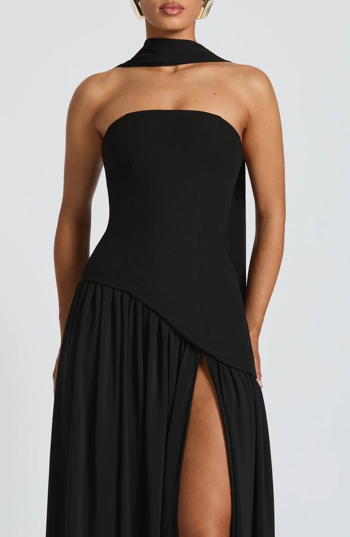 Talentueuse – The Sculptural Romance Gown