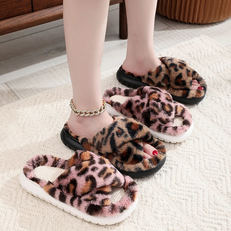 Lush Mellowz Linen Slippers