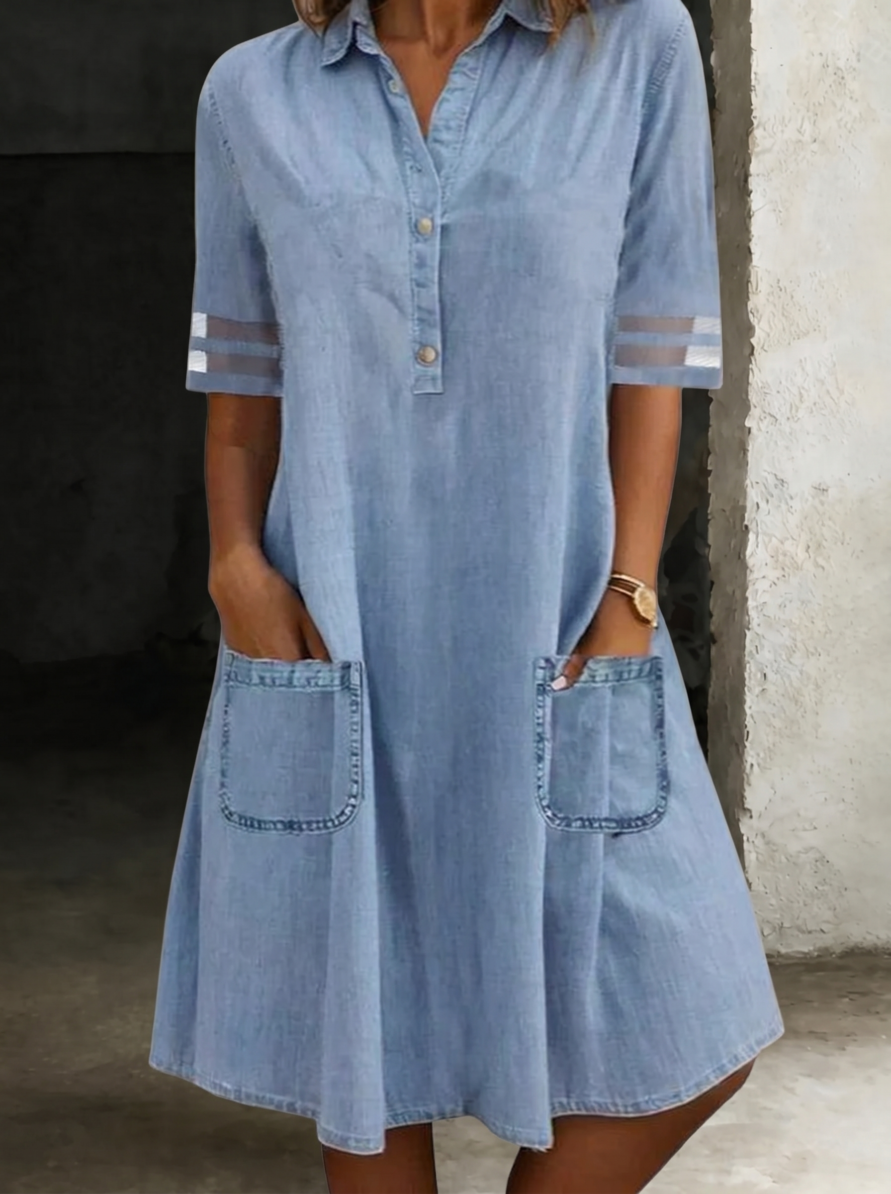 Lucía - Denim dress that flatters the silhouette